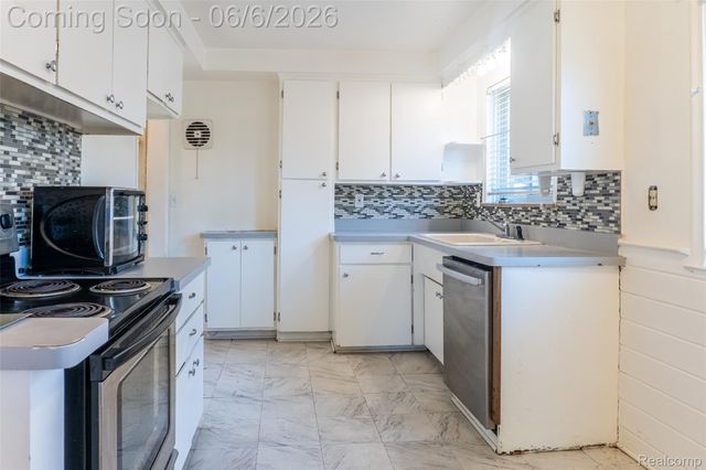 12770 Nathaline, Redford Charter Township, MI 48239