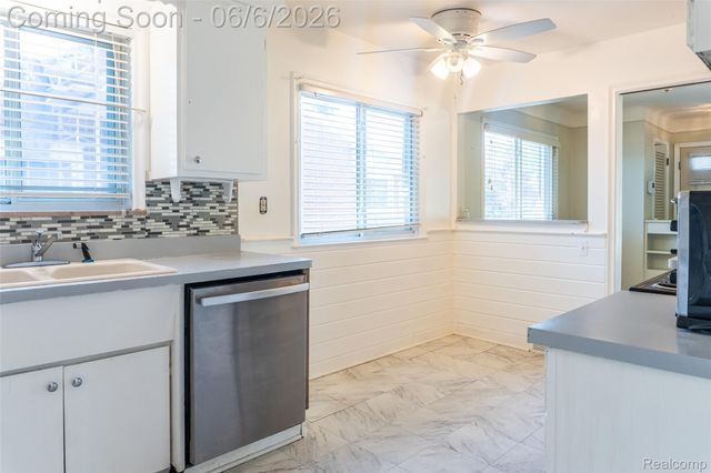 12770 Nathaline, Redford Charter Township, MI 48239