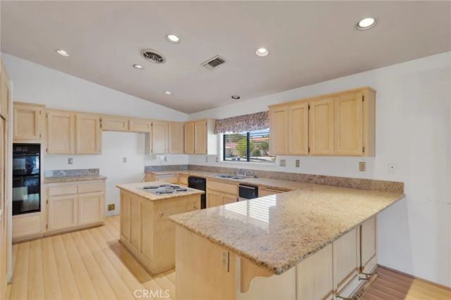 15200 Wildflower, Helendale, CA 92342