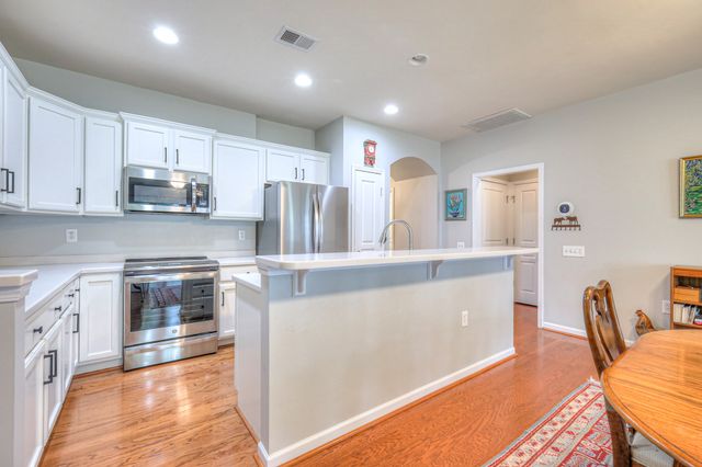 107 Old Towne Dr, Mount Juliet, TN 37122
