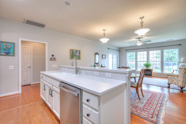 107 Old Towne Dr, Mount Juliet, TN 37122