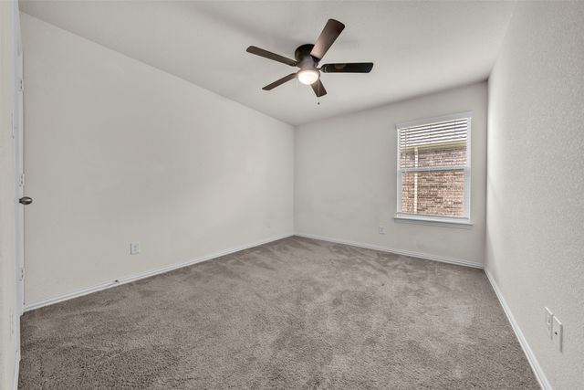 9106 Fall Creek Court, Arlington, TX 76002