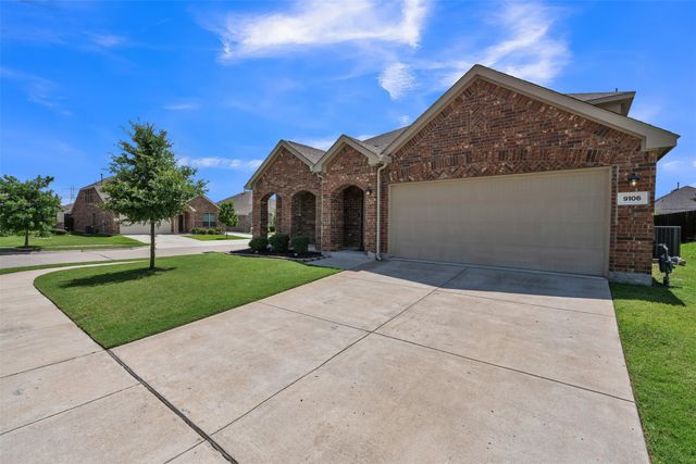 9106 Fall Creek Court, Arlington, TX 76002