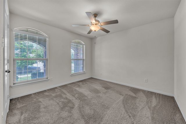 9106 Fall Creek Court, Arlington, TX 76002