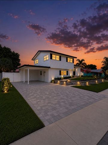 214 SW 4TH Street, Boca Raton, FL 33432