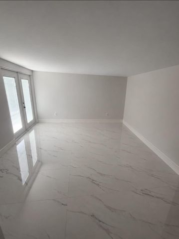 214 SW 4TH Street, Boca Raton, FL 33432