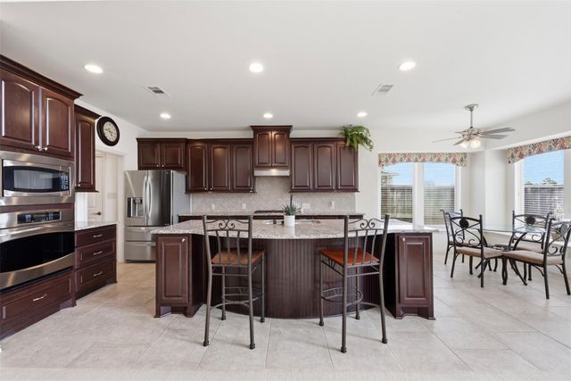 2711 Wild Lilac Drive, Pearland, TX 77584