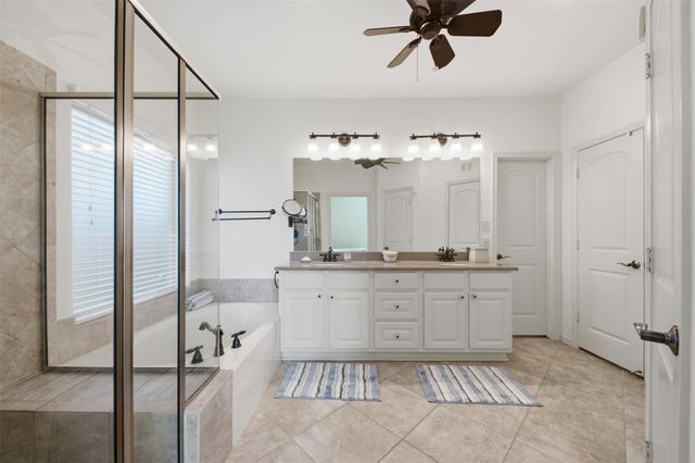 2711 Wild Lilac Drive, Pearland, TX 77584