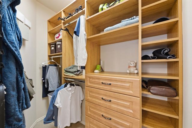 2711 Wild Lilac Drive, Pearland, TX 77584