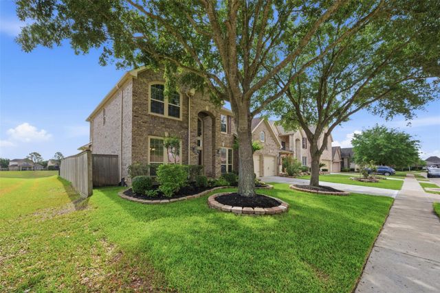 2711 Wild Lilac Drive, Pearland, TX 77584