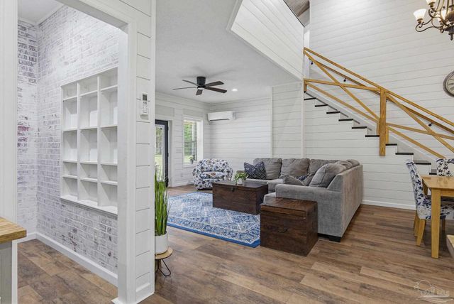 1660 Annie Penton Rd, Jay, FL 32565