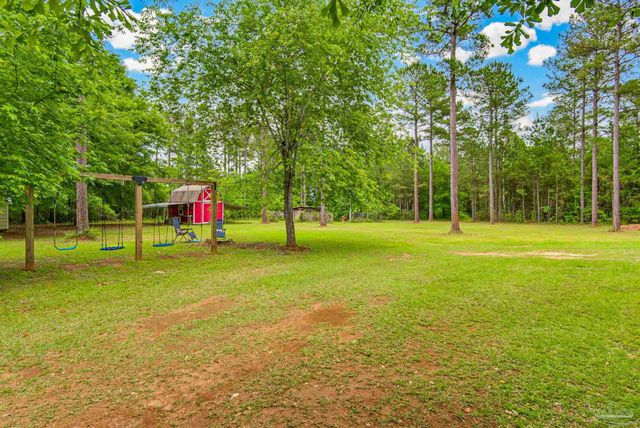 1660 Annie Penton Rd, Jay, FL 32565
