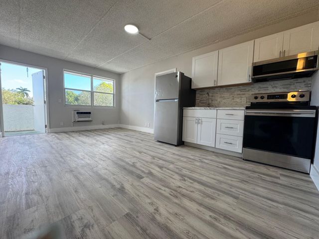 3211 SW 44th St 209, Fort Lauderdale, FL 33312