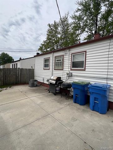22480 Hillock Avenue, Warren, MI 48089