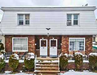 73 Maple St, Paterson City, NJ 07522