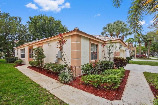 7851 Oak Grove Circle, Lake Worth, FL 33467