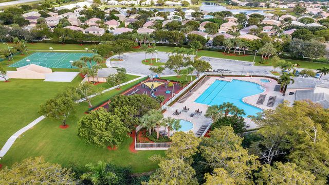 7851 Oak Grove Circle, Lake Worth, FL 33467