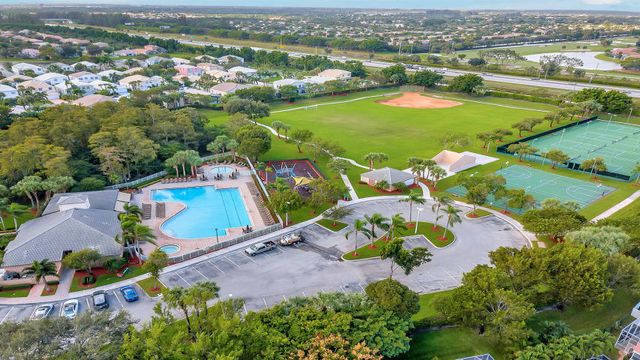 7851 Oak Grove Circle, Lake Worth, FL 33467