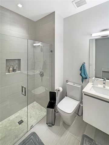 16640 Sunset Way, Weston, FL 33326