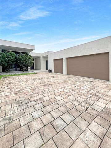 16640 Sunset Way, Weston, FL 33326