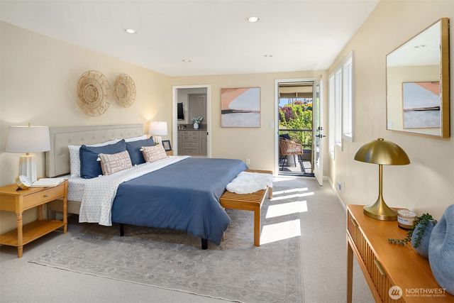 5601 Bradford Street, Seattle, WA 98116