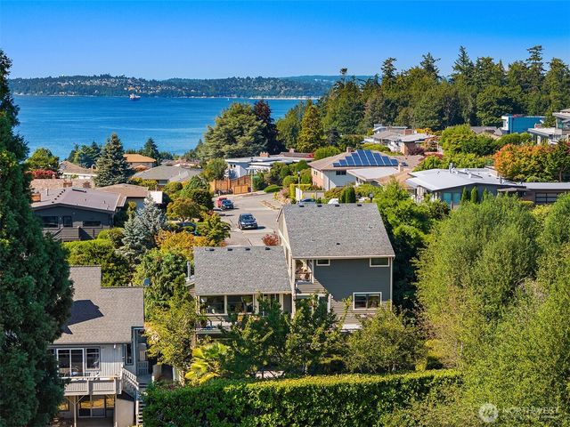 5601 Bradford Street, Seattle, WA 98116