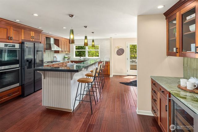 5601 Bradford Street, Seattle, WA 98116