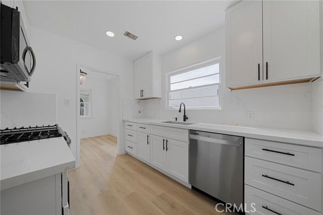 2854 N Pershing, San Bernardino, CA 92405