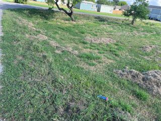 803 W 6th Street, Freeport, TX 77541