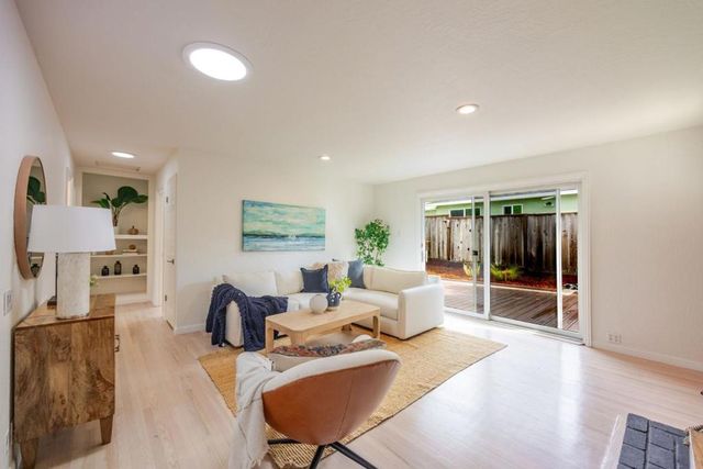 655 George Street, Montara, CA 94037