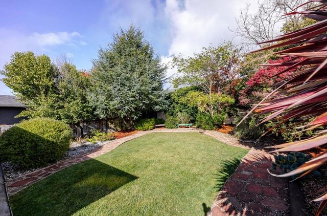 655 George Street, Montara, CA 94037