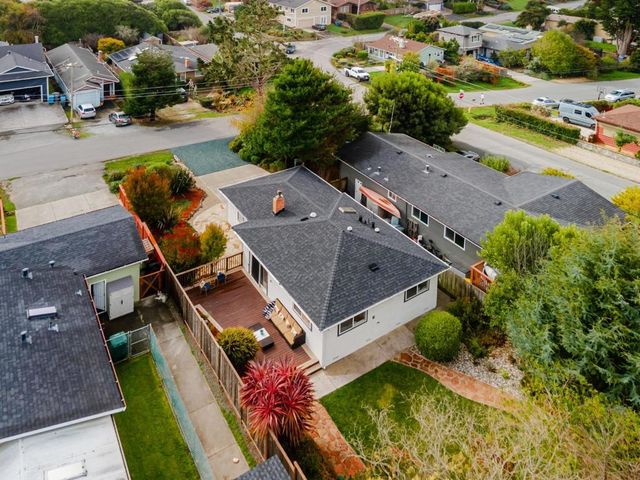 655 George Street, Montara, CA 94037