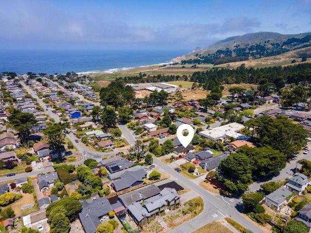 655 George Street, Montara, CA 94037