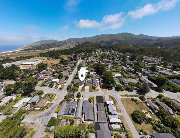 655 George Street, Montara, CA 94037