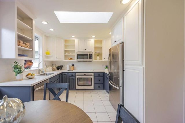 655 George Street, Montara, CA 94037