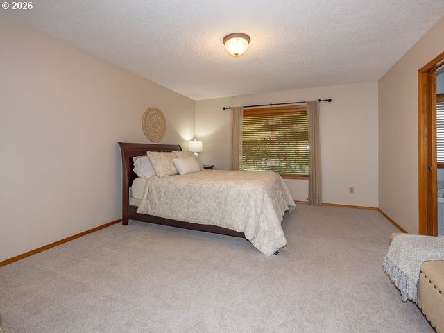 1811 Nw 19TH St, Gresham, OR 97030