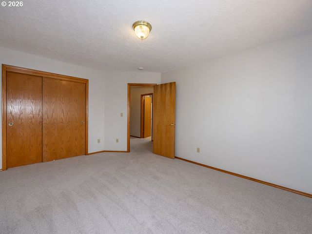 1811 Nw 19TH St, Gresham, OR 97030