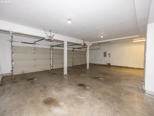 1811 Nw 19TH St, Gresham, OR 97030