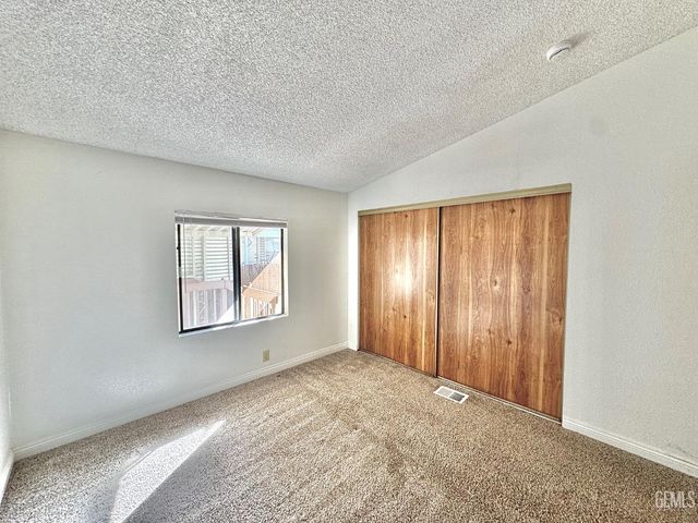 1301 Taft Highway 27, Bakersfield, CA 93307