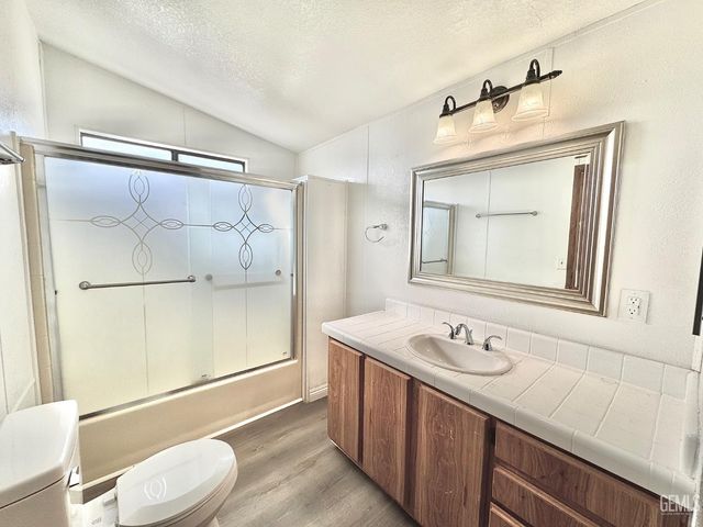 1301 Taft Highway 27, Bakersfield, CA 93307