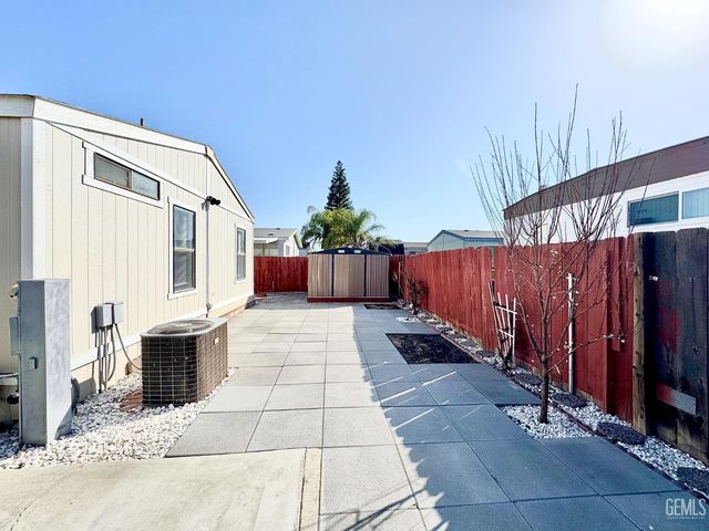 1301 Taft Highway 27, Bakersfield, CA 93307