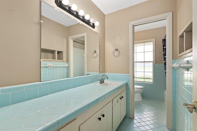 145 Milentz Street, Columbus, TX 78934