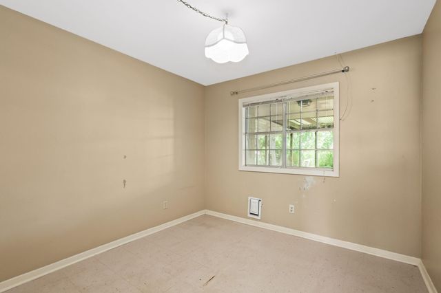 145 Milentz Street, Columbus, TX 78934