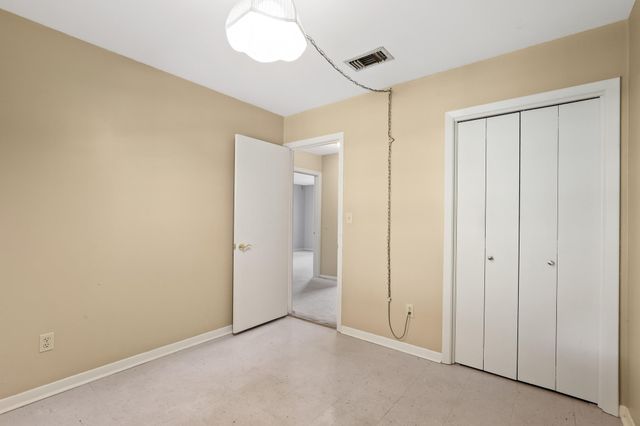145 Milentz Street, Columbus, TX 78934