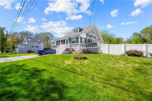 43 Samuel Gorton Avenue, Warwick, RI 02889