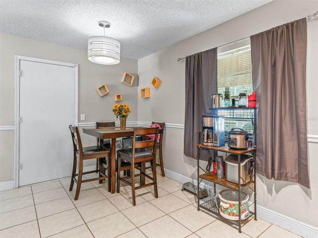 911 JACARANDA DRIVE, Lady Lake, FL 32159