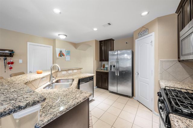 314 Gulf Winds Drive, Bacliff, TX 77518