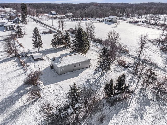 19647 L Drive, Marshall, MI 49068