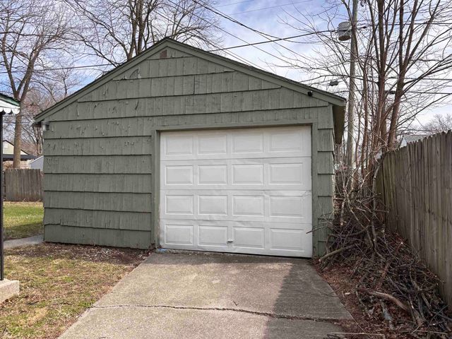 4915 Gaywood Drive, Fort Wayne, IN 46806