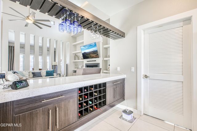 1259 DESERT MIRAGE Place, El Paso, TX 79912